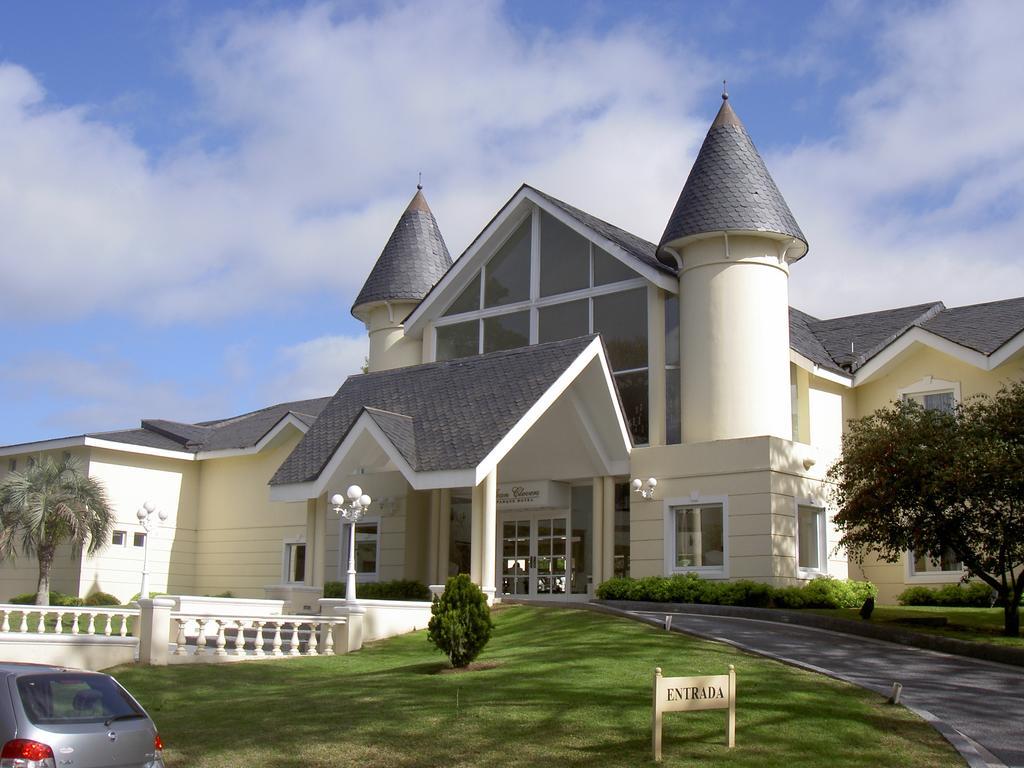 Parque Hotel Jean Clevers Punta del Este Ngoại thất bức ảnh The clubhouse at the Stellenbosch Golf Club