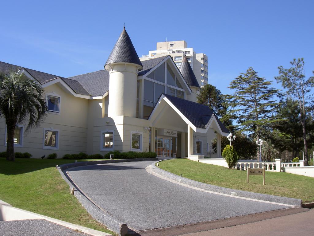 Parque Hotel Jean Clevers Punta del Este Ngoại thất bức ảnh The clubhouse at the Royal Country Club