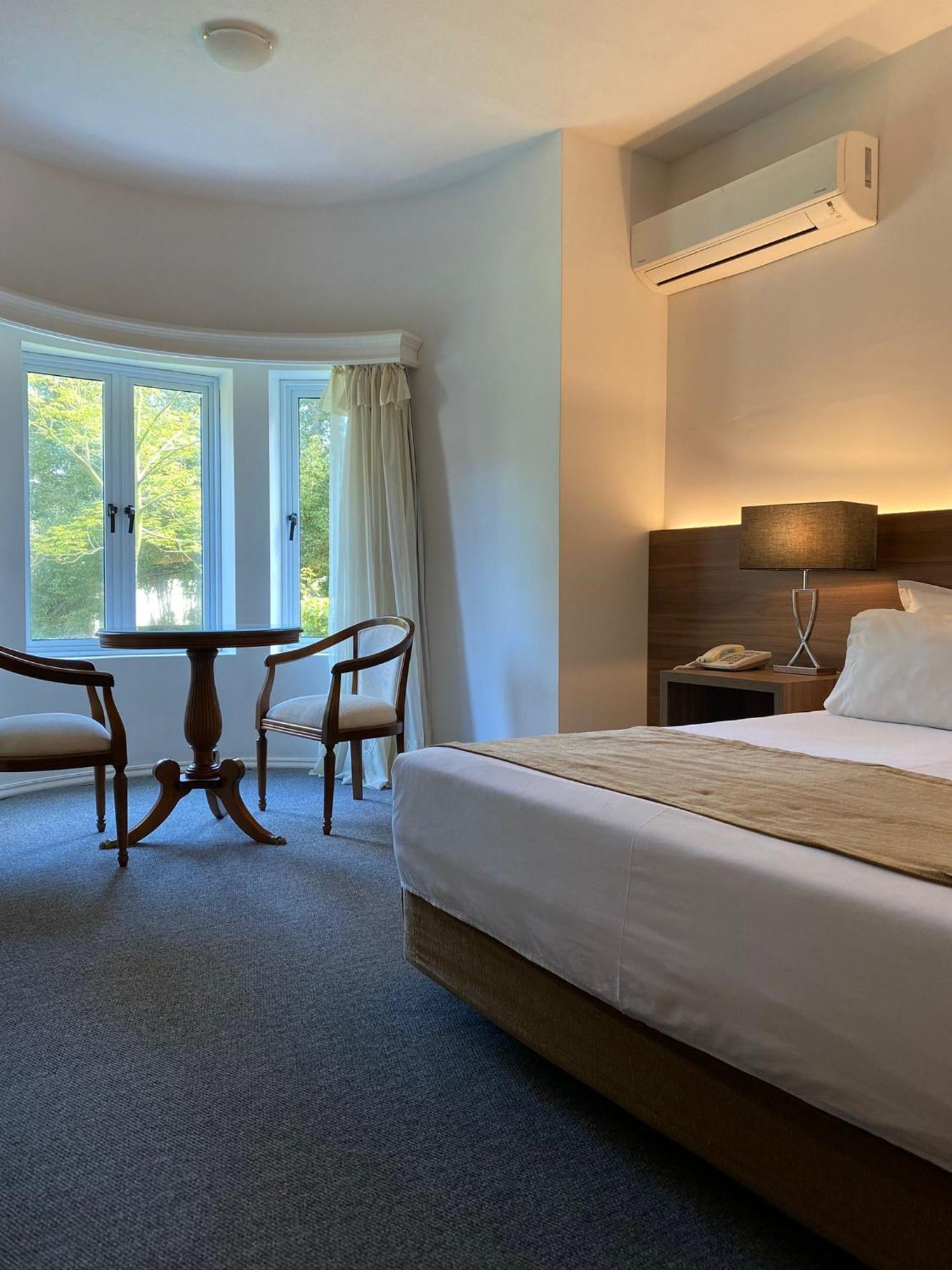 Parque Hotel Jean Clevers Punta del Este Ngoại thất bức ảnh A room at the hotel